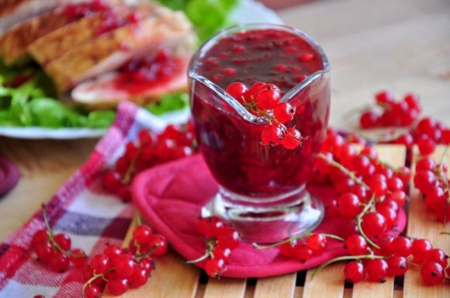 5 рецептів соусів із смородини