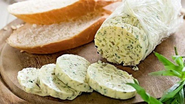 Вершкове масло з добавками – для смачного сніданку