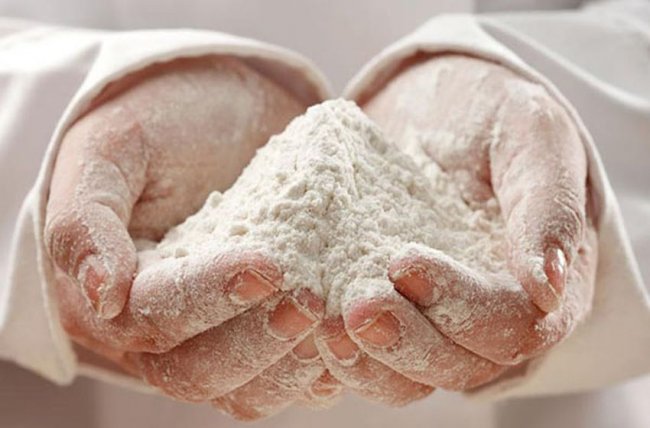 7 незвичайних способів використання борошна у господарстві